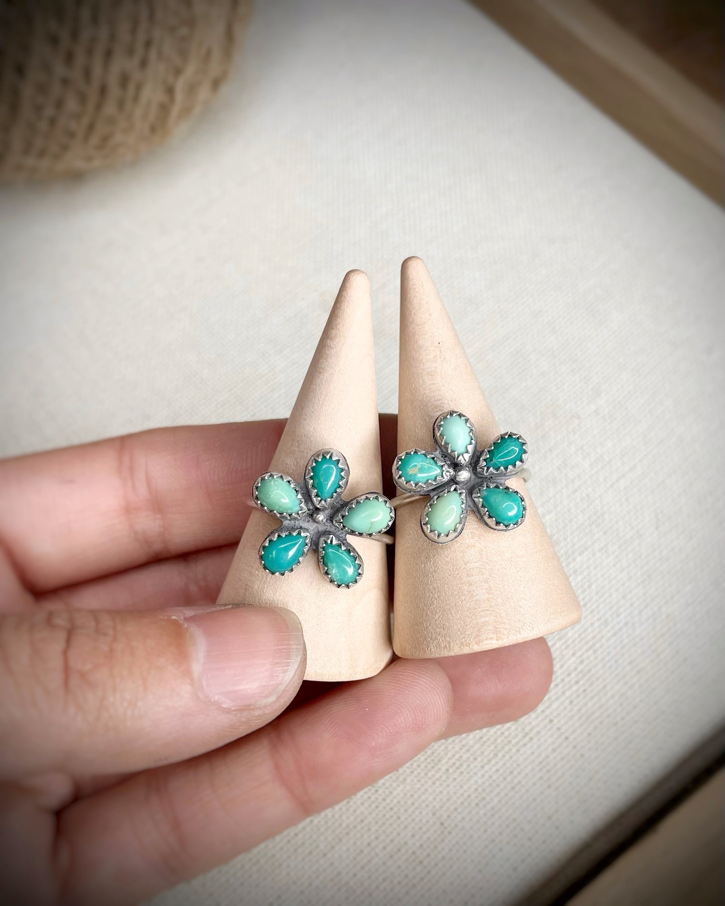 Kingman Turquoise Flower Ring
