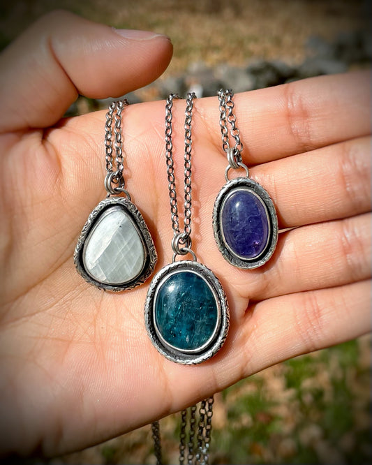 Patterned Border Gemstone Pendants
