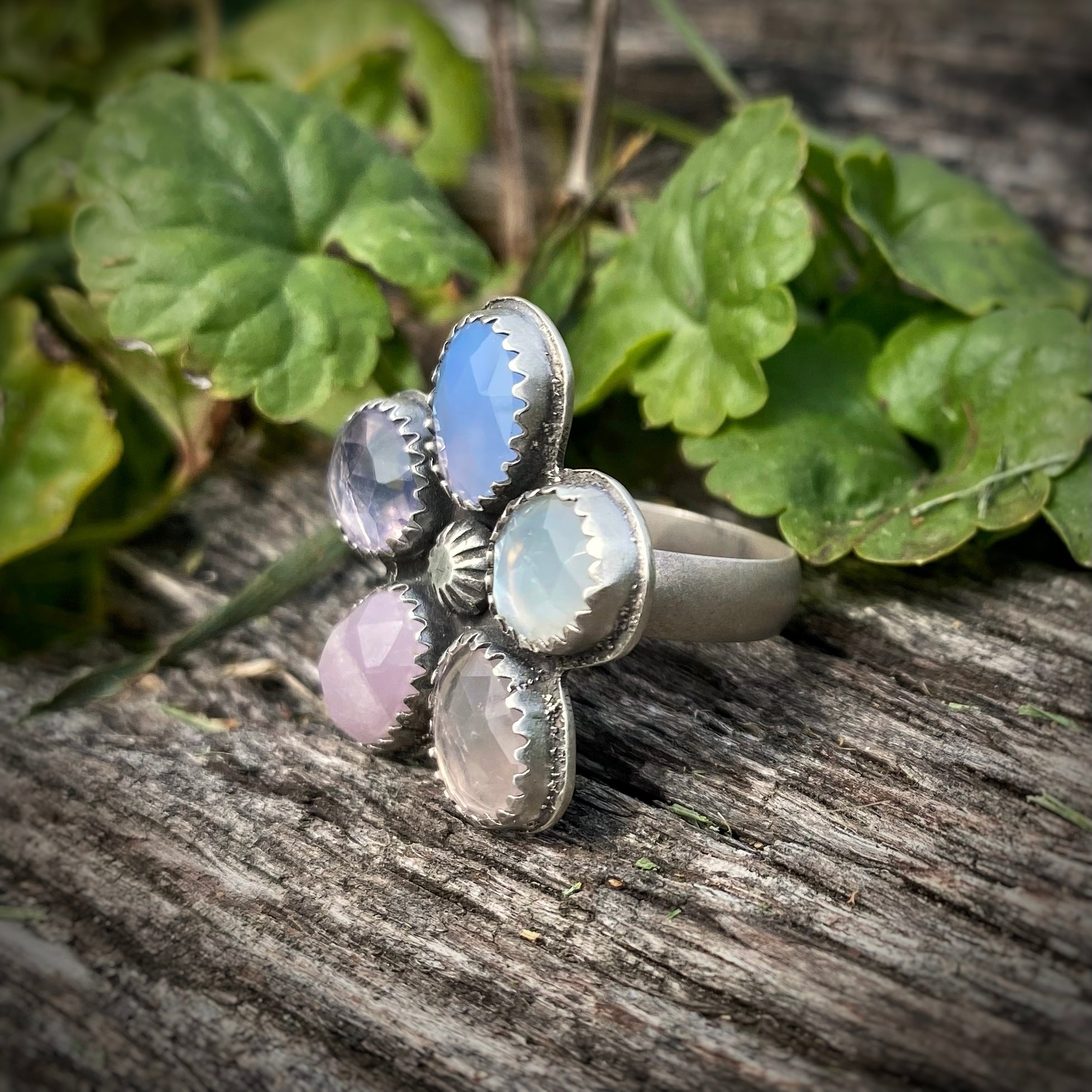 Periwinkle gemstone discount